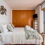 Villa Cantinho Algarvio Vista Rio *