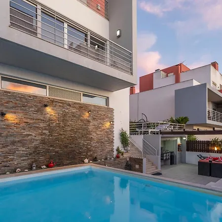 Cantinho Algarvio Vista Rio * Феррагуду